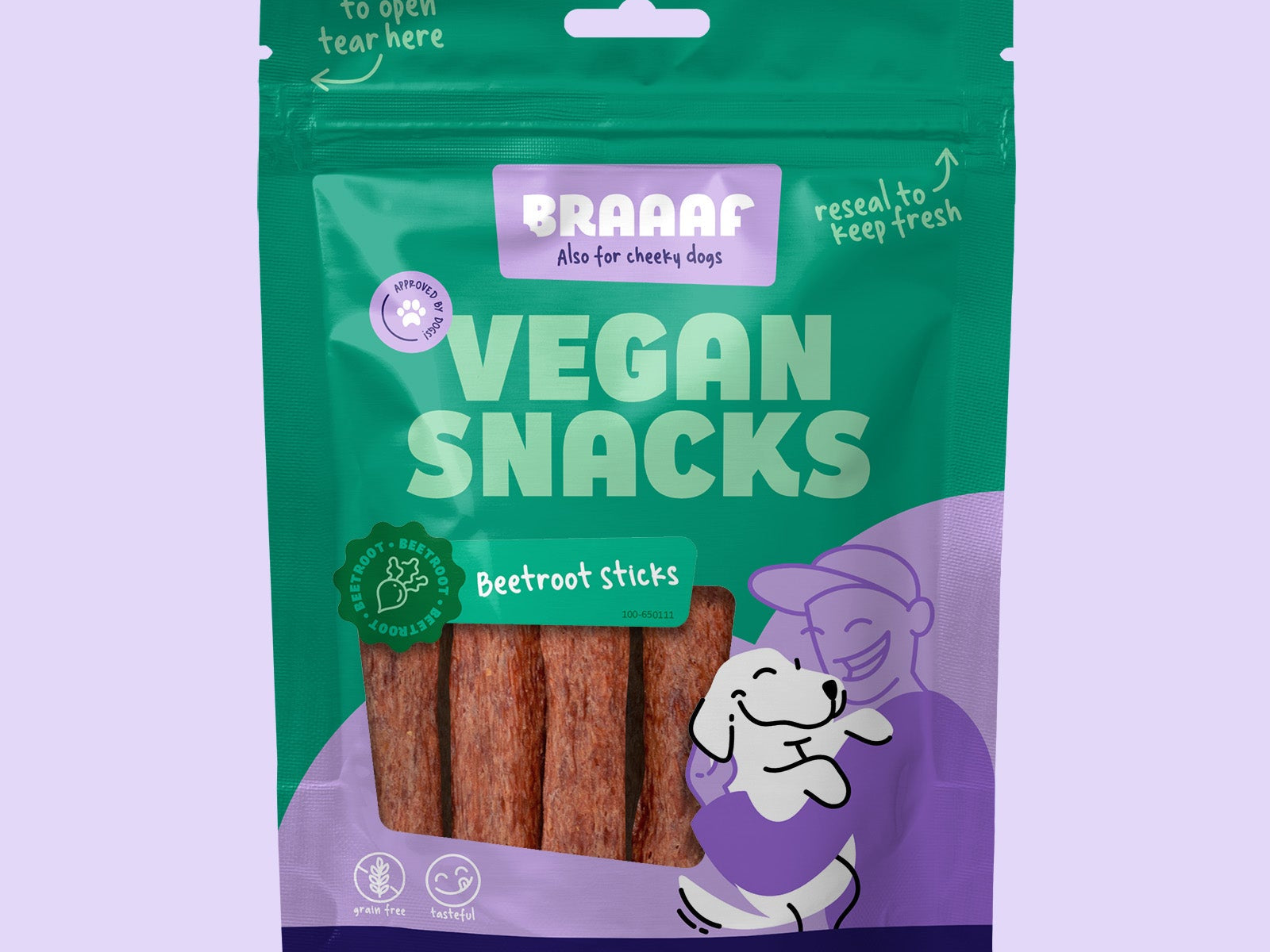 Verpakking Braaaf vegan snacks bieten sticks 12cm – graanvrije, vegan hondensnacks met rode biet in hersluitbare groene zak
