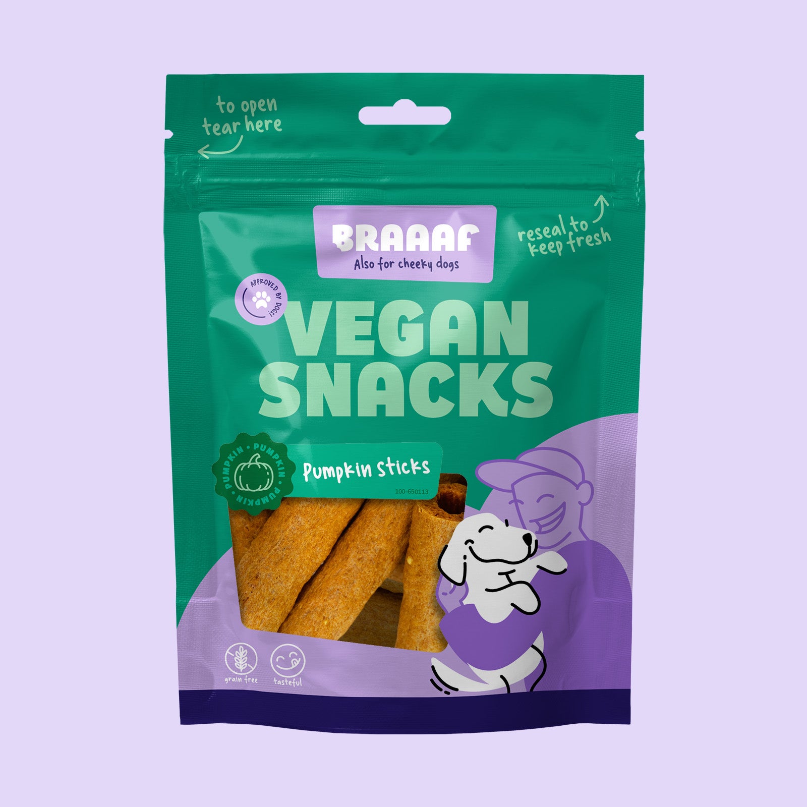 Verpakking Braaaf vegan snacks pompoen sticks 6cm – graanvrije, vegan hondensnacks met pompoen in hersluitbare groene zak